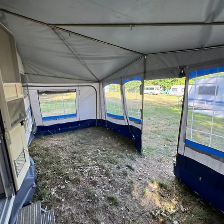 Campsite Karavan Zdan *